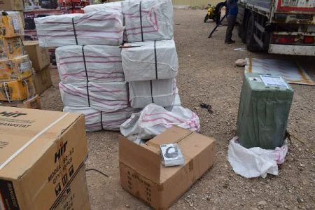 توقیف کامیون حاوی کالای قاچاق در محور سمنان-دامغان؛ راننده دستگیر شد