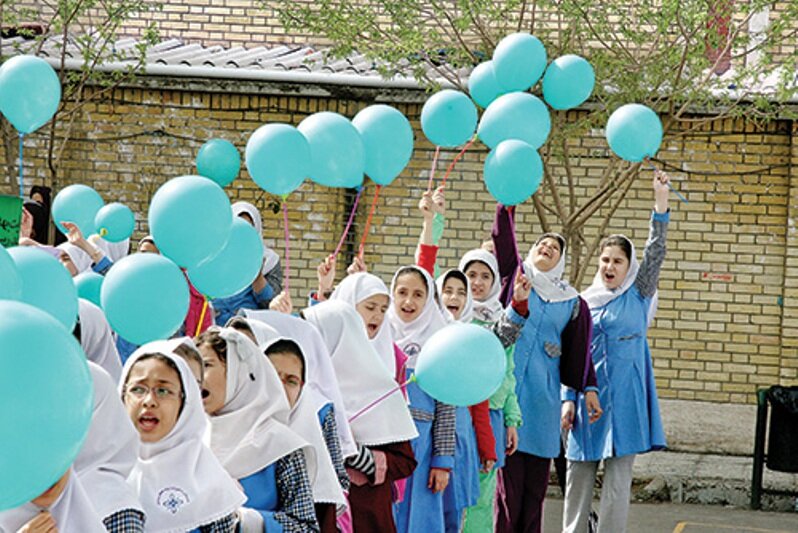 آقای وزیر! جای موسیقی در مدرسه است؛ شادی جمعی را از دانش‌آموز بگیرید آمار افسردگی بالا می‌رود/ درکی از خواسته جوانان وجود ندارد