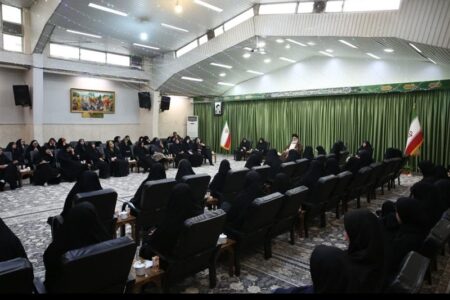 روایت آیت‌الله علم‌الهدی از جایگاه شیشه‌ای بانوان در استادیوم آزادی و ورزشگاه ثامن که ساخته نشد