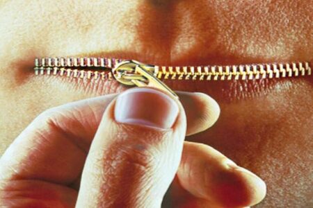 همه چیز درباره غیبت و انواع و آثار آن