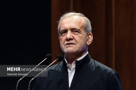پزشکیان: مصمم به اصلاح ساختارهای ارتباطی کشور هستیم