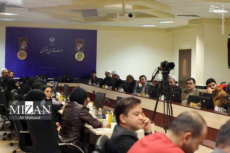 نشست با جمع اساتید حوزه و دانشگاه استان مرکزی