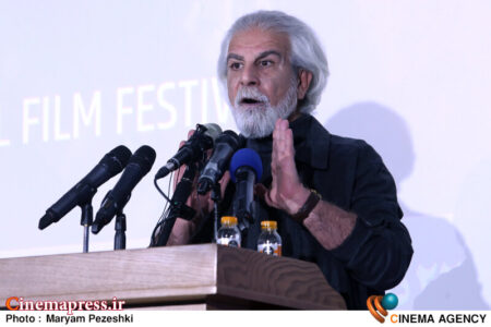 سینما «ذی‌نفعان» فراوانی دارد/ برای تک تک انتخاب‌هایم، دلایل مشخص و قابل دفاع دارم/ جشنواره را فضایی برای «توسعه»، «پیشرفت» و «رویش» تلقی می‌کنم