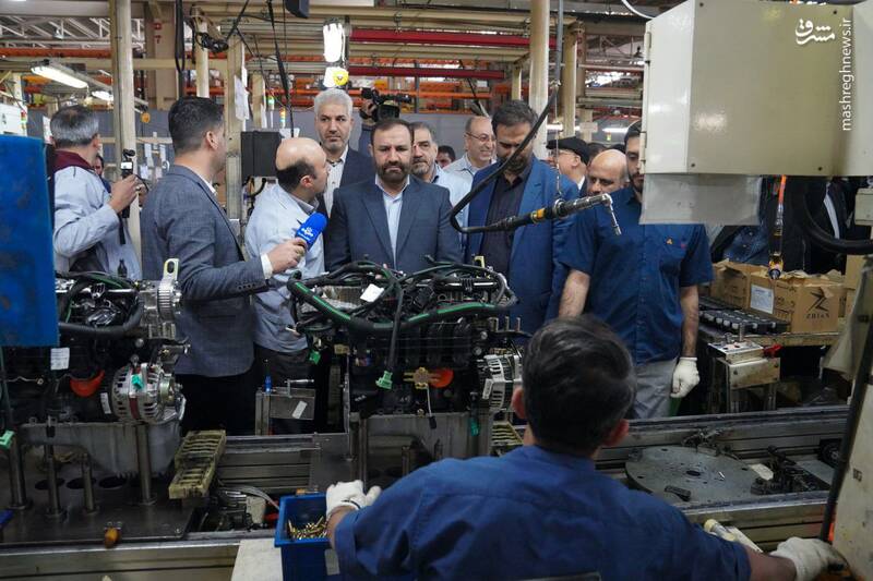 عکس/ بازدید دادستان تهران از یک شرکت خودروساز