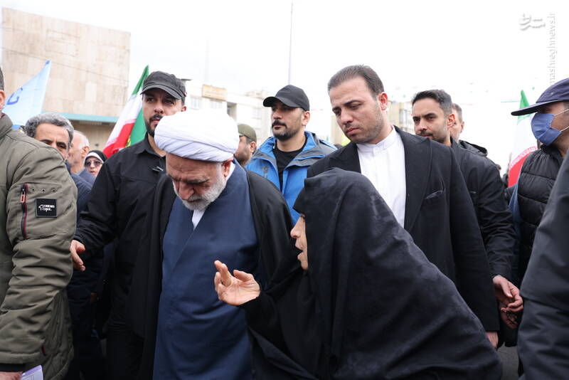 عکس/ حضور رئیس عدلیه در راهپیمایی یوم الله ۲۲ بهمن