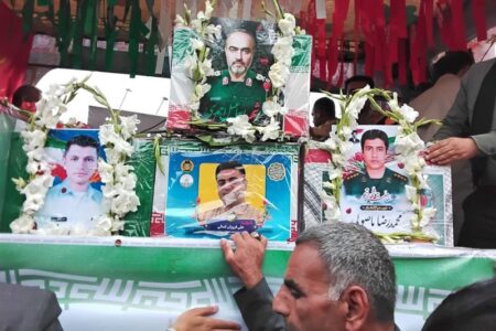 تشییع باشکوه 4 شهید ‌حملات آمریکایی ـ صهیونی در دشتستان‌ + تصاویر