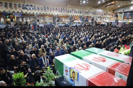 تشییع پیکر 11 شهید ناوشکن دنا در بندرعباس؛ فردا یکشنبه دوم فروردین