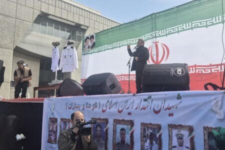 تشییع پیکر 8 شهید ناوشکن دنا در مشهد/ یک شهید مفقود الاثر است