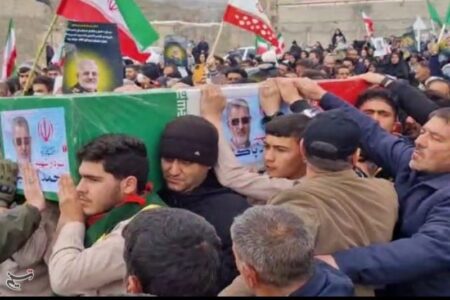 پیکر مطهر شهید پاکپور به زادگاهش رسید؛ تشییع فرمانده شهید سپاه در دهسد
