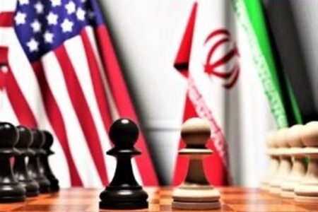 چرا با وجود نظر رهبری پای میز مذاکره رفتیم؟