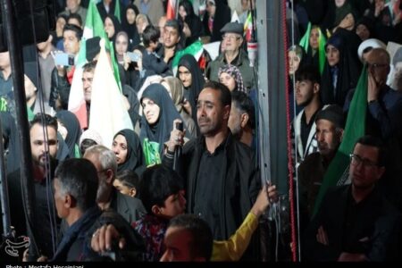 3 شهید مدافع وطن در شهرهای اصفهان آرام گرفتند