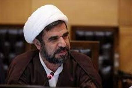 حوزه نظامی و دیپلماسی خارجی زیر نظر فرماندهی کل قوا هدایت می‌شود