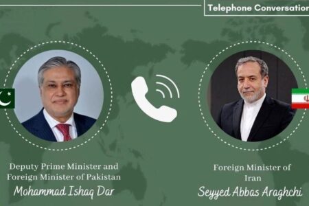 رایزنی وزرای خارجه ایران و پاکستان/ پزشکیان و شهباز شریف هم گفت‌و‌گو می‌کنند