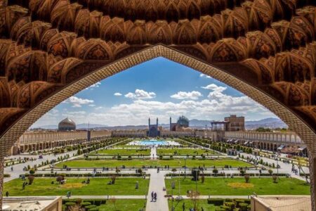 شیخ بهایی میان عقلانیت اداری،شریعت مذهبی و هویت ایرانی آشتی برقرار کرد