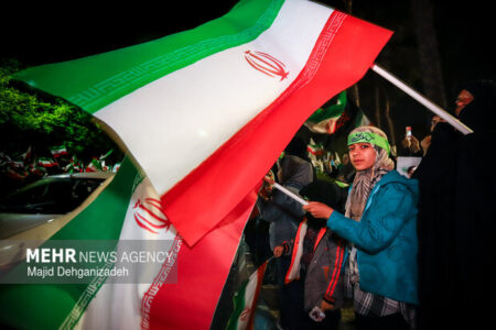 لبیک مردم انقلابی یزد به فرمان مقام معظم رهبری