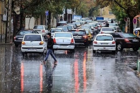 هشدار جدی به پایتخت نشینان/ لغزندگی بیشتر خیابان‌های تهران در پی بارش باران