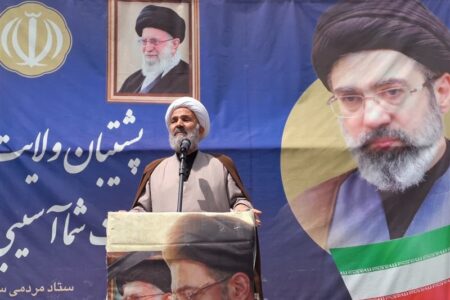 پژمان‌فر: کشورهای متخاصم حق عبور از تنگه هرمز را نخواهند داشت