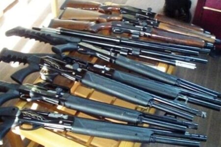 کشف دو محموله سلاح و مهمات گروهک‌های تروریستی تجزیه‌طلب در سردشت