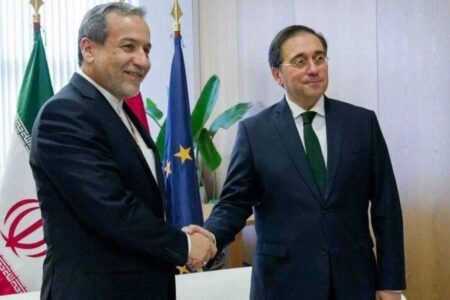 گفت‌وگوی تلفنی وزرای خارجه ایران و اسپانیا/ تشکر عراقچی از مواضع شرافتمندانه دولت و مردم اسپانیا