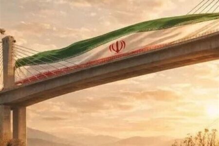 یک اصفهان حمایت تا بازسازی بزرگترین پل ایران