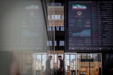 آغاز ثبت‌ نام وام ۲۰۰ میلیونی برای سهامداران/ چگونه با ضمانت سهام، بدون ضامن وام بگیریم؟