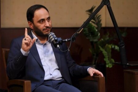بهادری جهرمی: شهید رئیسی امور کشور را معطل مذاکرات نکرد