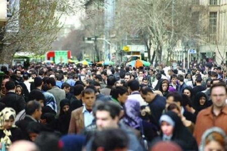 تهدید زیرساخت‌های اجتماعی توسط دشمن و برخی خودی‌ها؛ تیغ دو لبه بحران