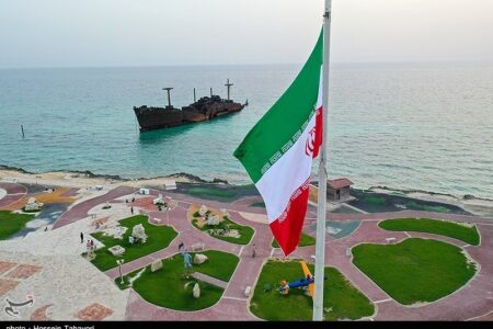 فرمانده سپاه قشم: امنیت خلیج فارس خط قرمز ملت ایران است