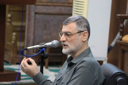 قاضی‌زاده هاشمی: شهید رئیسی ‌شخصاً وضعیت معیشتی مردم را رصد می‌کرد