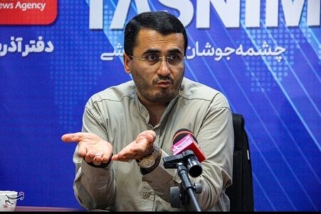 متفکرآزاد: دشمن به خوبی می‌داند دست برتر در اختیار ماست