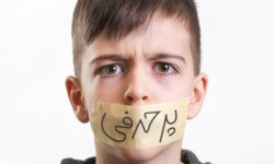 پرحرفی چیست و چه دلایلی دارد؟