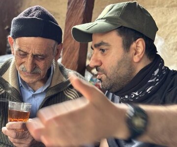 یاسر طالبی جایزه بهترین پروژه داکس بارسلونا را دریافت کرد