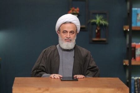 بازتعریف نقش دین در ساختن فرهنگ جامعه ضروری است