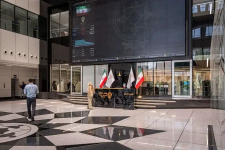 بورس تهران در مسیر رکوردشکنی / ارزش معاملات به ۵۴ همت رسید