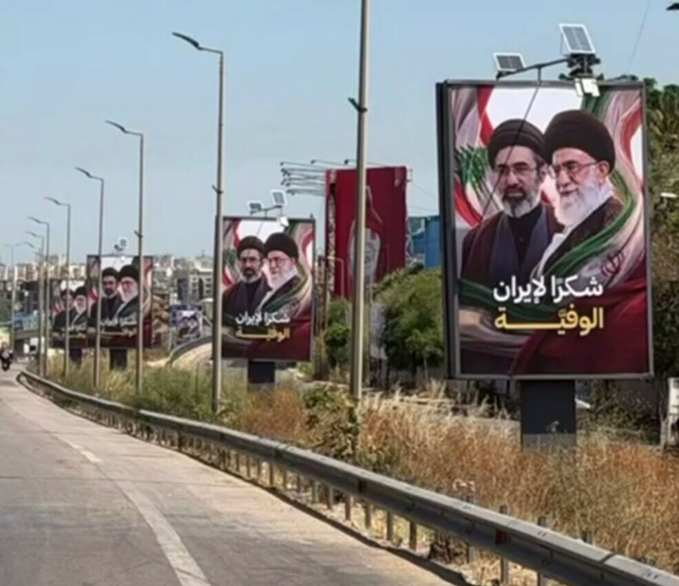 تصویری متفاوت از آیت‌الله سیدمجتبی خامنه‌ای و رهبر شهید در لبنان