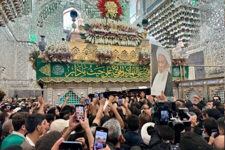 پیکر آیت‌الله محمد اسحاق فیاض در کاظمین و کربلا تشییع شد