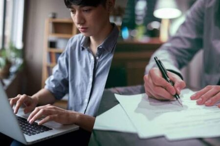 اهمیت نوشتن با دست برای یادگیری بهتر