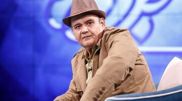 ببینید | اکبر عبدی: با اینکه خانواده شهید هستم، از جنگ می‌ترسم؛ «وقتی یک نفر از بین می‌رود، صدها نفر با او از بین می‌روند»