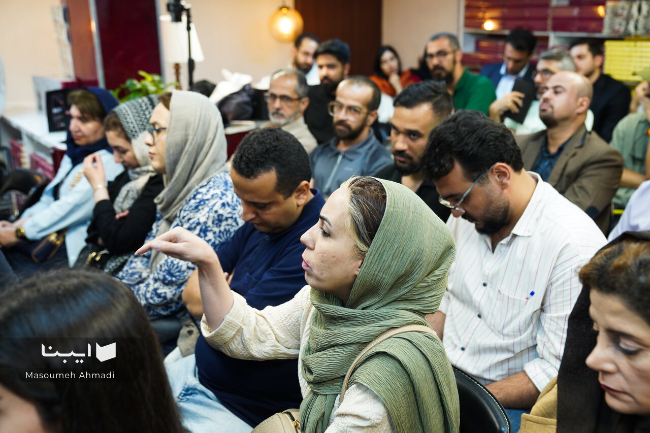 چه چیزهایی هنوز می‌تواند ما را کنار هم نگه دارد