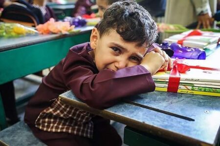 نکات روان‌شناختی و تربیتی برای دانش‌آموزان کلاس اولی در آغاز سال تحصیلی؛ راهنمایی برای معلمان و والدین
